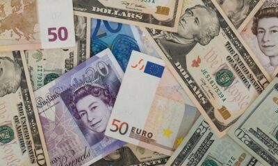 100 British Pounds to US Dollars